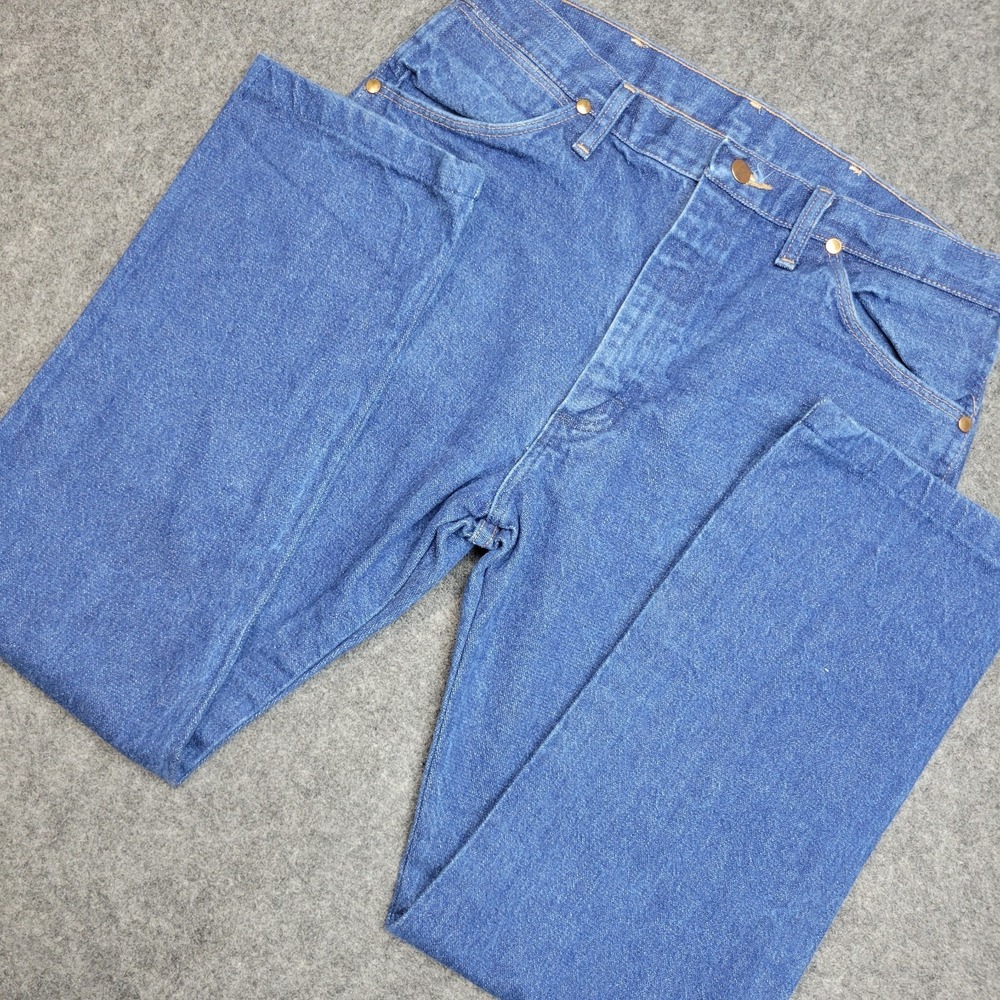 Wrangler Jeans Men 34x32 Blue Denim 13MWZ Western Cowboy Rodeo Country Work